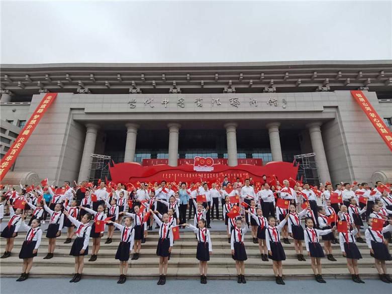 误吞口香糖会造成什么样的后果?应该如何处理?-你的有问必答平台